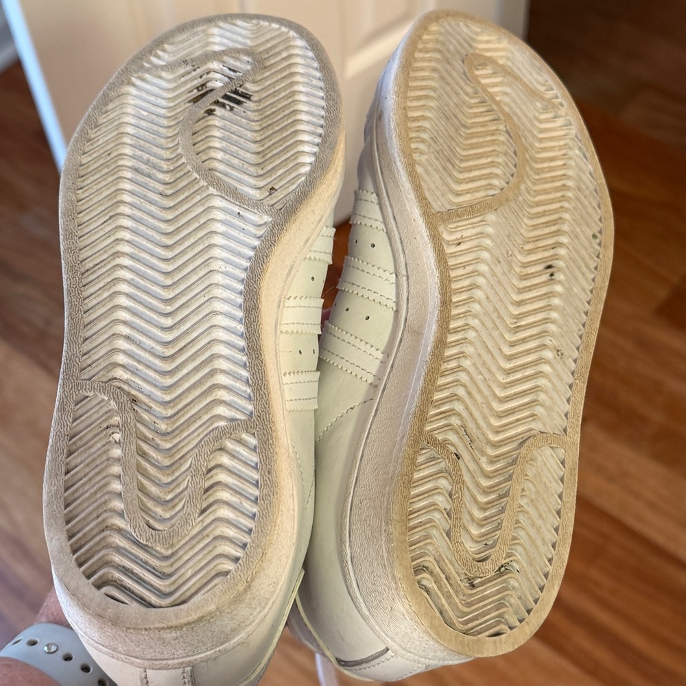 Adidas Classic White Lace-Up Sneakers - Picture 5 of 6